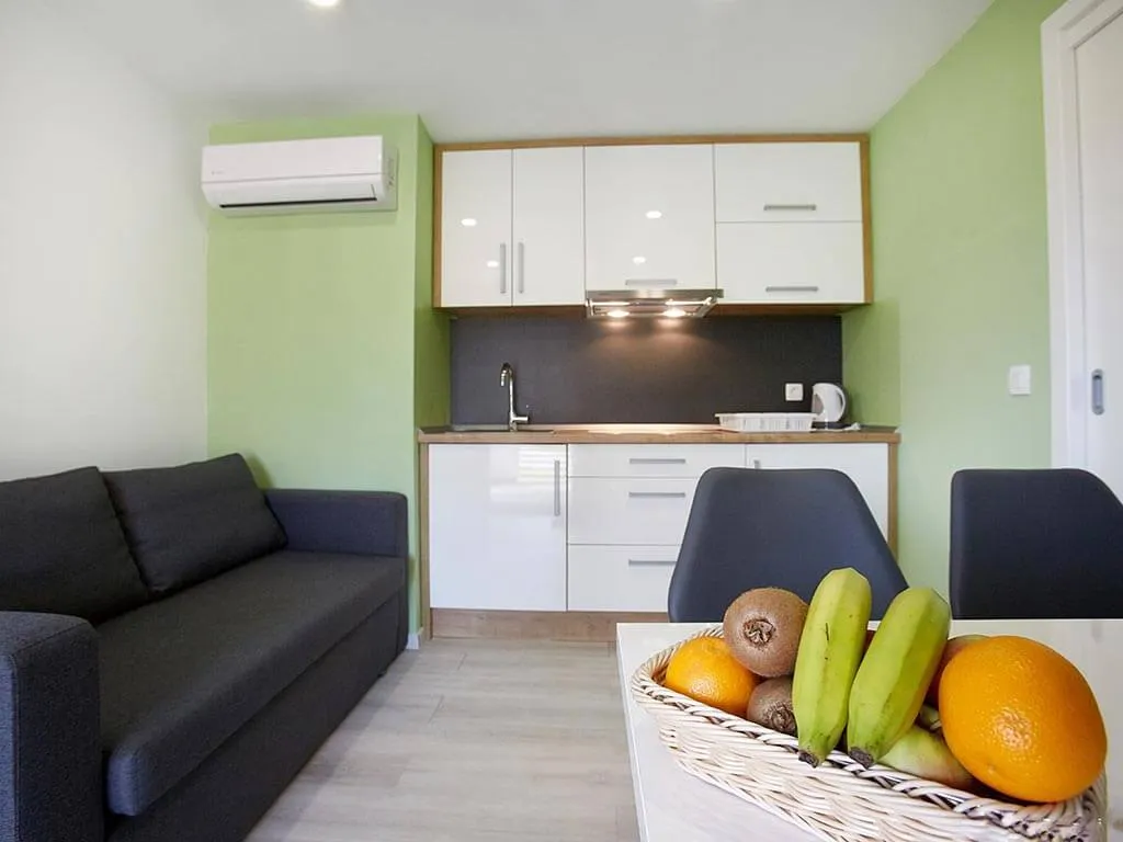 camping-terme-jezercica-mobile-homes-interior-2