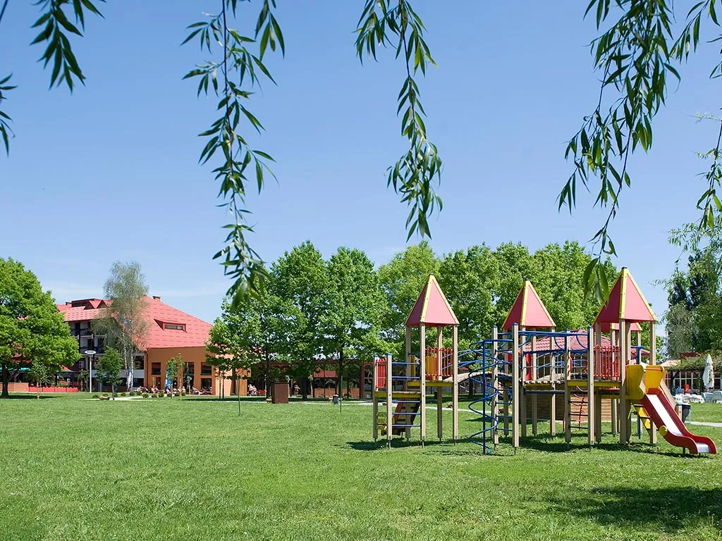 camping-terme-jezercica-outdoor-2