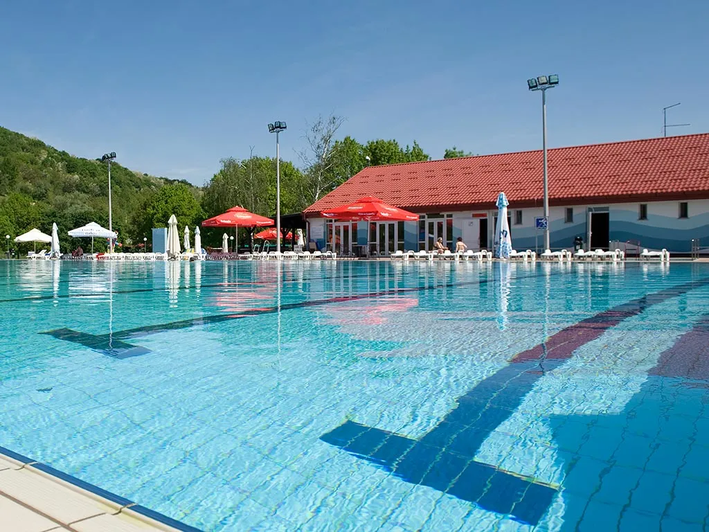 camping-terme-jezercica-pool-3