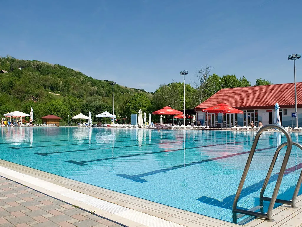 camping-terme-jezercica-pool-4