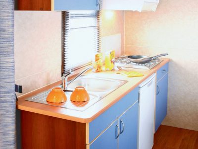 camping-kozarica-mobile-home-basic-kitchen-2