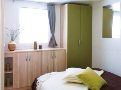 camping-kozarica-mobile-home-lux-bedroom-2-2