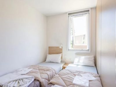 campsite-trogir-mobile-home-premium-interior-bedroom