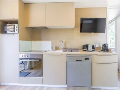campsite-trogir-mobile-home-premium-interior-kitchen