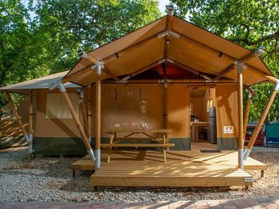 glamping-tent-safari-luxe-xl-exterior-4