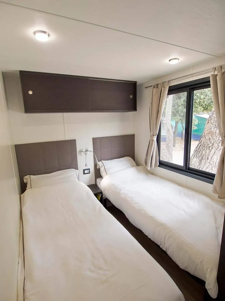 mobile-home-aria-moda-plus-bedroom-7