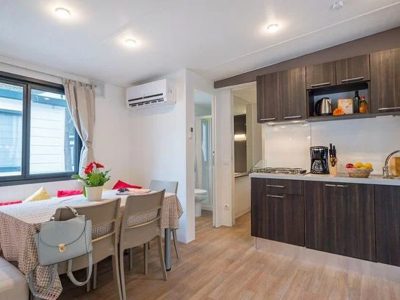 zaton-holiday-resort-premium-6-interior-kitchen