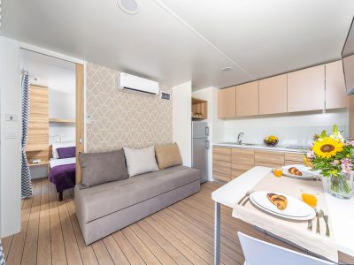 camping-selce-mobile-home-salumbra-interior-3-3
