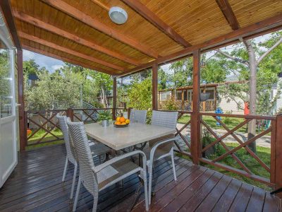 camping-stobrec-split-mobile-home-comfort-exterior-3
