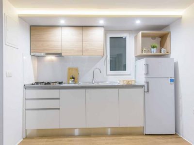 camping-stobrec-split-mobile-home-premium-kitchen