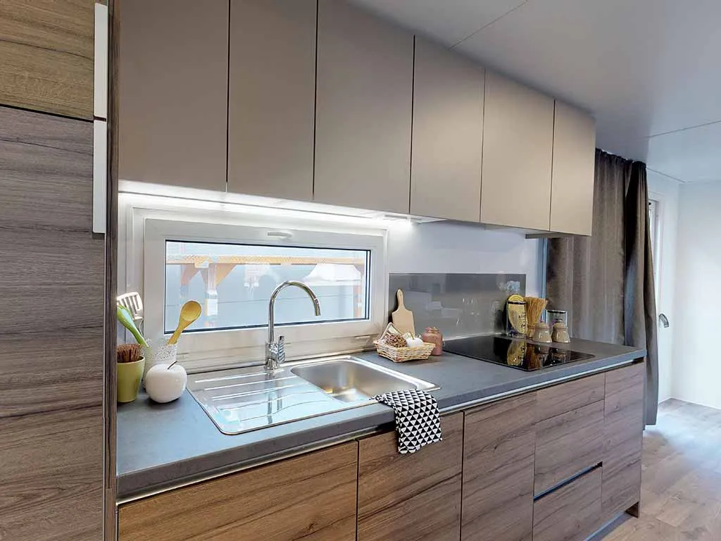 camping-vita-terme-tuhelj-mobile-home-kitchen-2