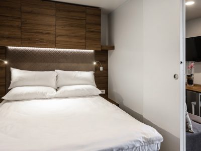 camping-vita-terme-tuhelj-mobile-home-vita-couple-bedroom-double-bed