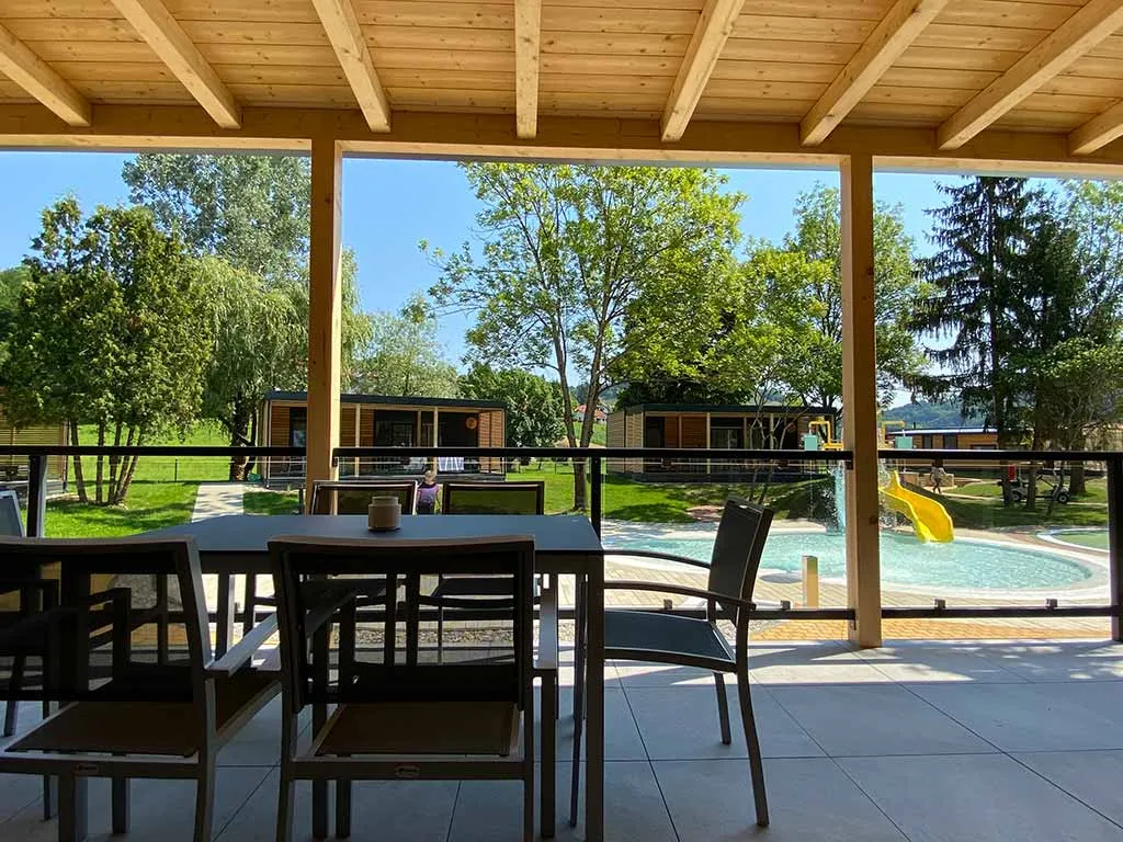 camping-vita-terme-tuhelj-mobile-homes-terrace