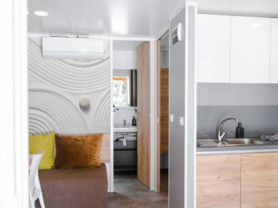 campsite-bunja-standard-interior-kitchen