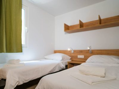 campsite-bunja-standard-interior-single-beds
