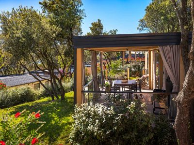 istra-premium-camping-resort-bella-vista-premium-family-camping-home-seaview-2