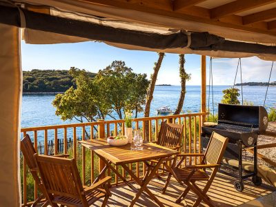 istra-premium-camping-resort-glamping-sunset-loggia-terrace-2