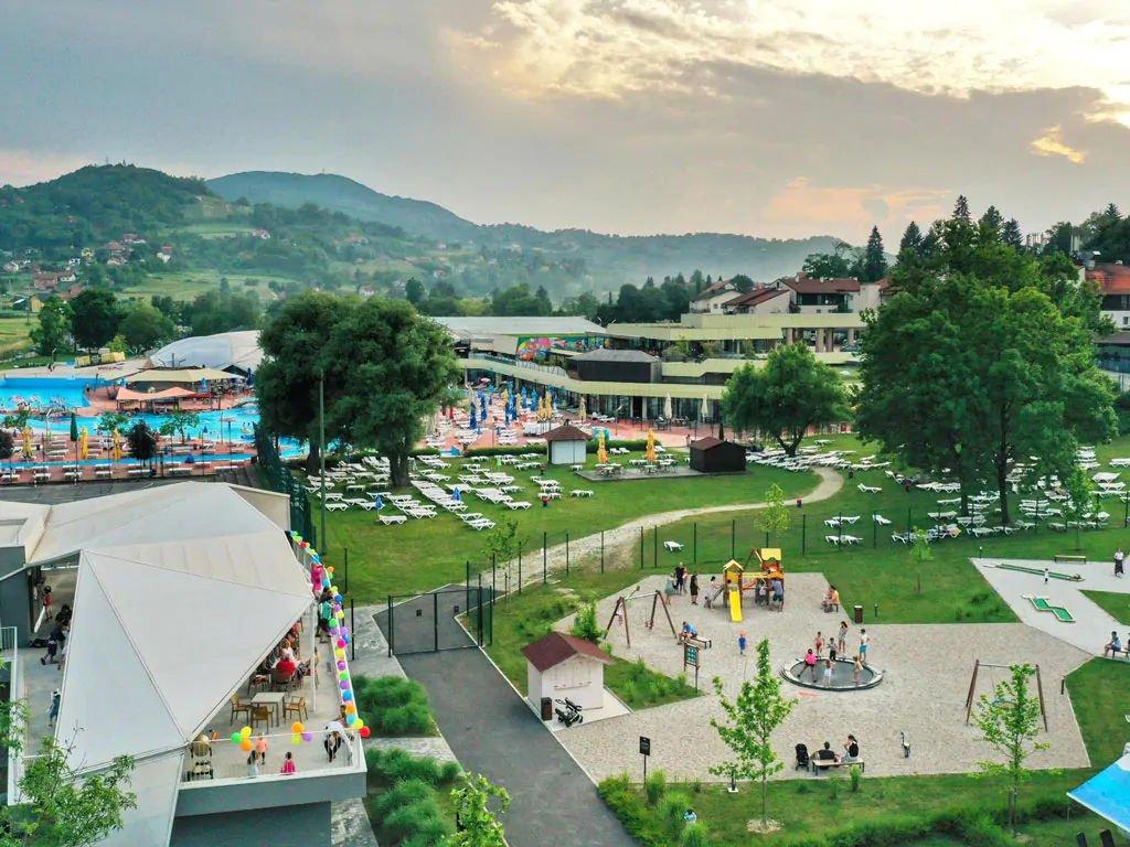 terme-tuhelj-camping-vita-air-view-playground