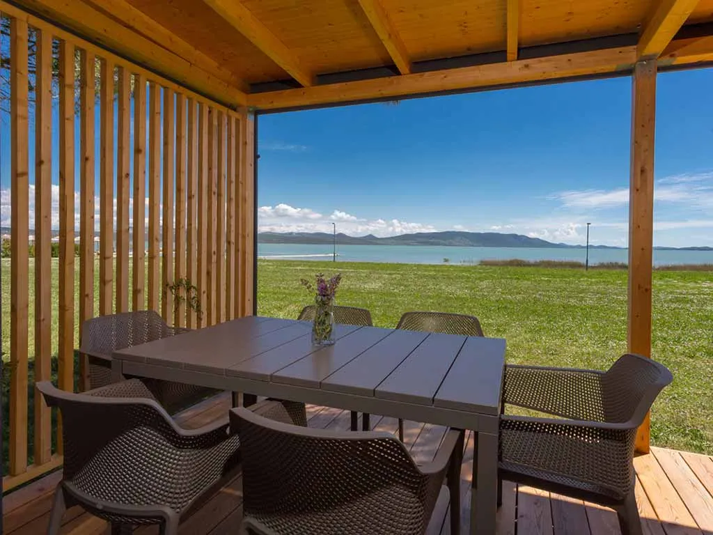 camping-vransko-lake-mobile-home-trend-deluxe-terrace-3