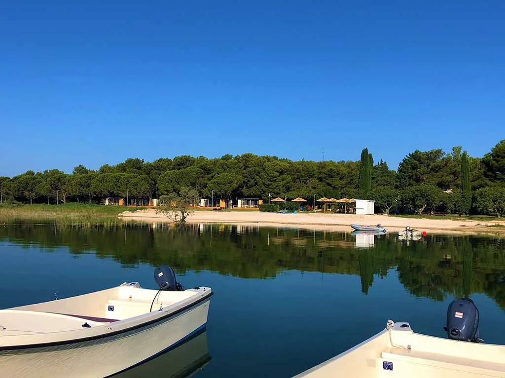 camping-vransko-lake-sea