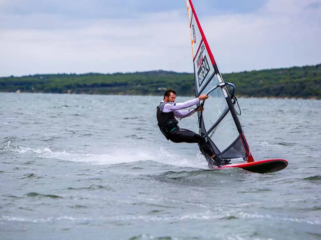 camping-vransko-lake-wind-surfing