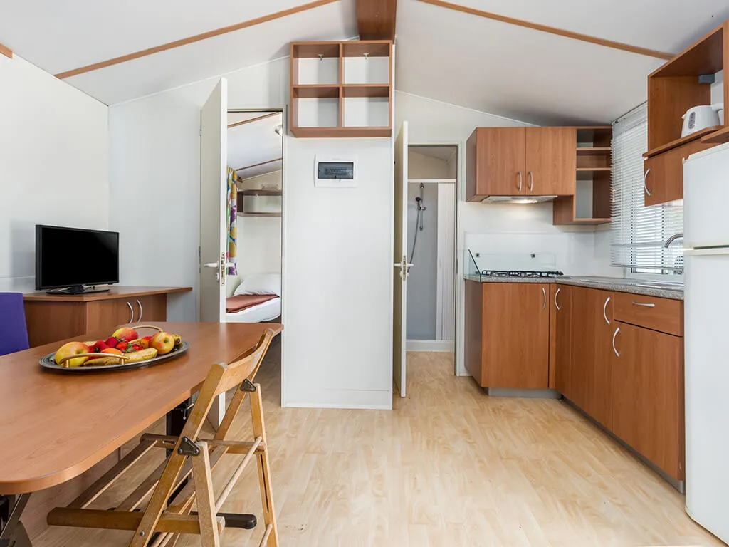 brioni-sunny-camping-mobile-home-lavanda-interior-3