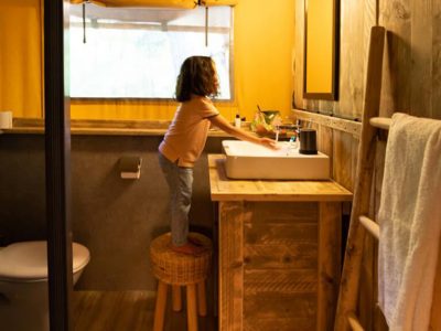 camping-papafigo-glamping-bathroom