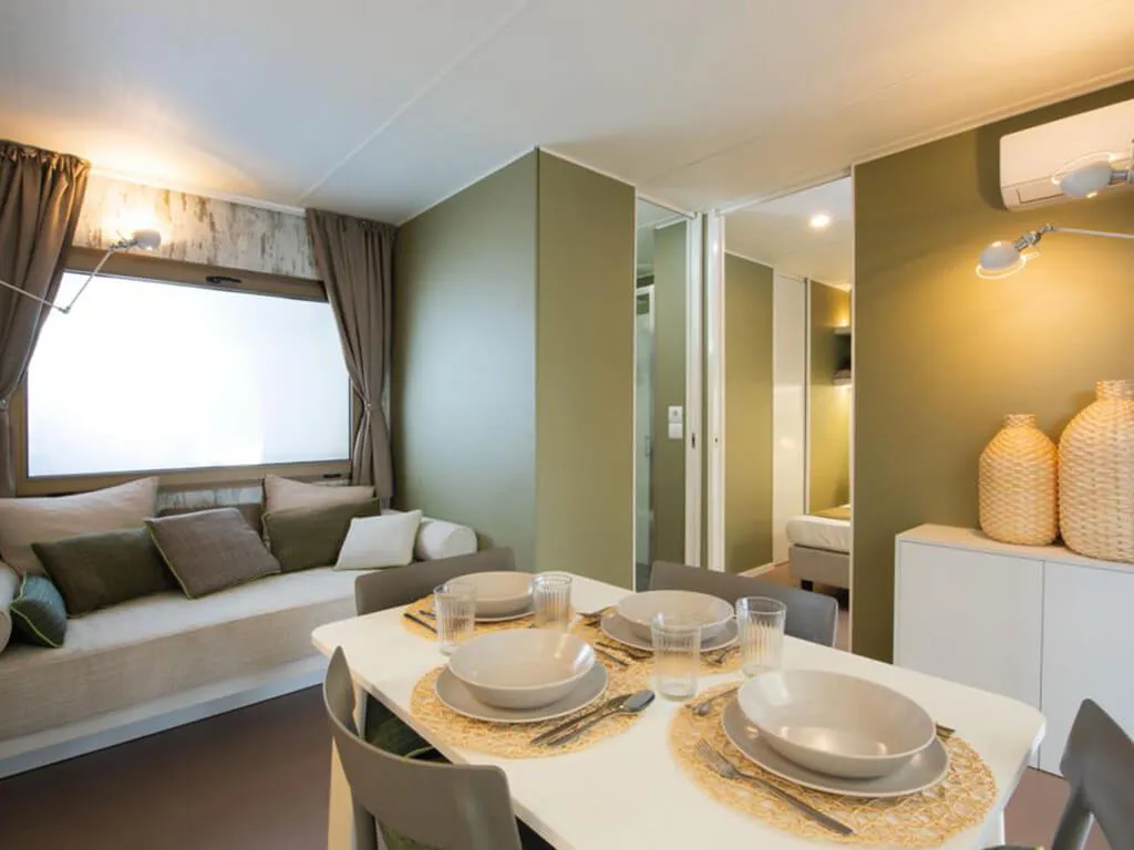 camping-papafigo-mobile-home-interior-2