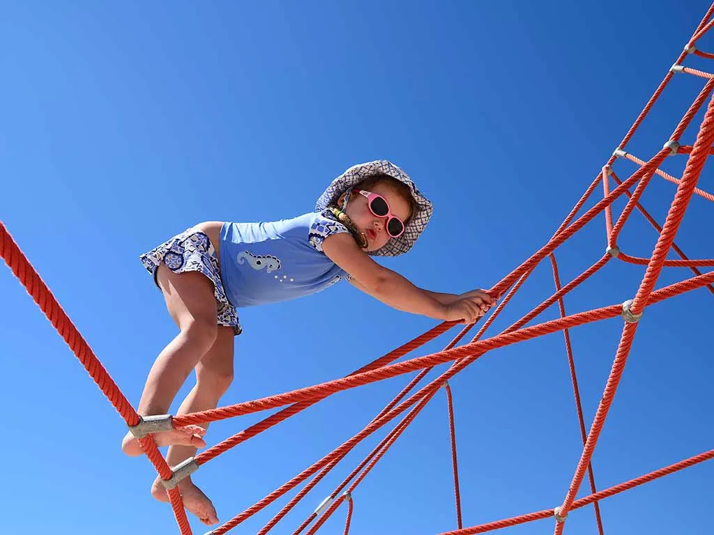 camping-terra-park-spirito-santo-playground