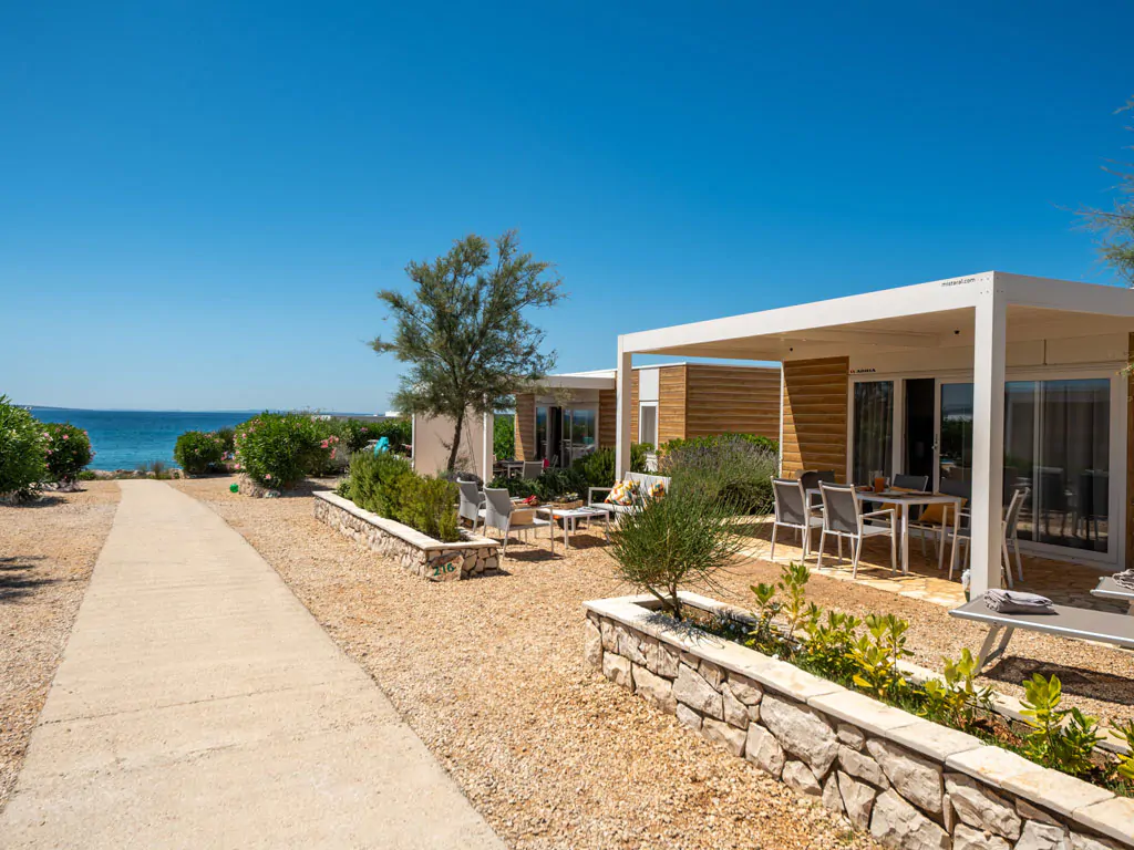 campsite-terra-park-phalaris-mobile-home-tamaris-holiday-home-6-exterior-position