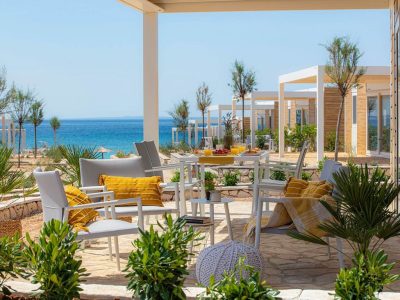 pinus-holiday-home-exterior-terrace