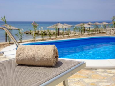 terra-park-phalaris-island-pag-mobile-homes-marinus-swimming-pool-by-the-sea