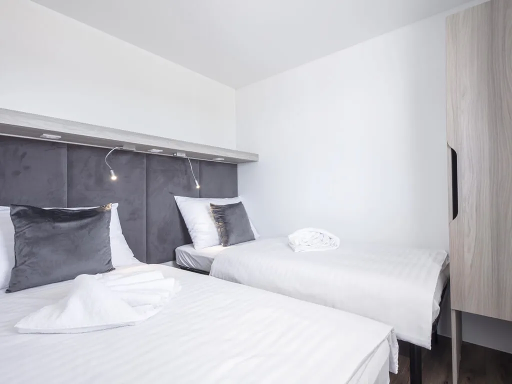 terra-park-phalaris-island-pag-mobile-homes-tamaris-6-childrens-bedroom