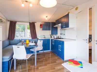 camping-village-poljana-mobile-homes-baia-superior-interior-2
