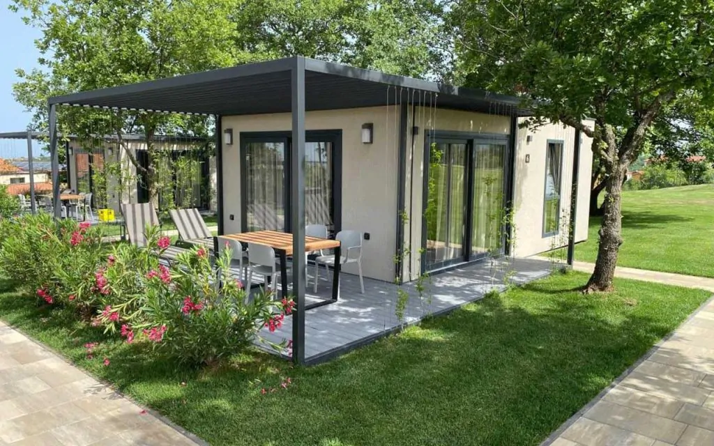 premium-mobile-homes-san-servolo-resort-exterior-2