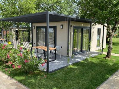 premium-mobile-homes-san-servolo-resort-exterior-2