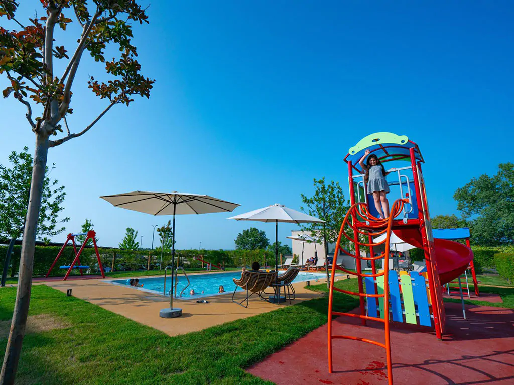 san-servolo-resort-playground-child-girl-slide