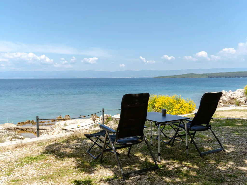 campsite-glavotok-exterior-pitch-vip-sunset-view