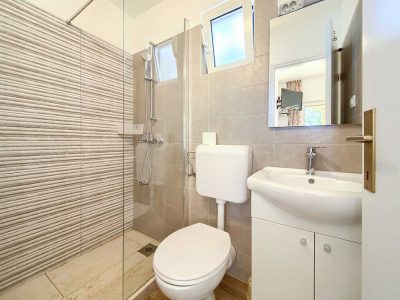 campsite-glavotok-villa-glavotok-bathroom