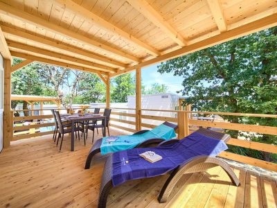 campsite-glavotom-mobile-homes-terrace