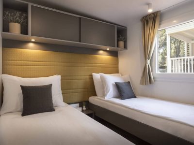 campsite-amarin-superior-relax-mobile-homes-bedroom-i