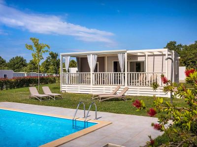 campsite-valkanela-premium-comfort-mobile-home-exterior