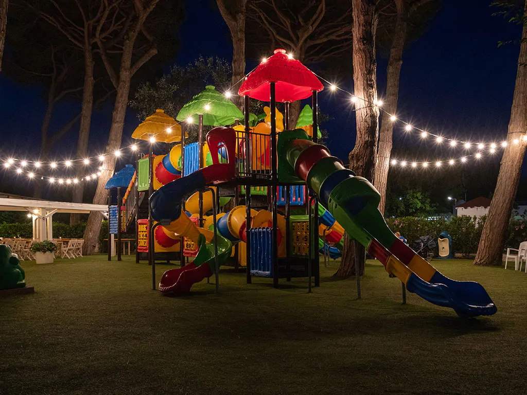 adriano-family-camping-village-playground