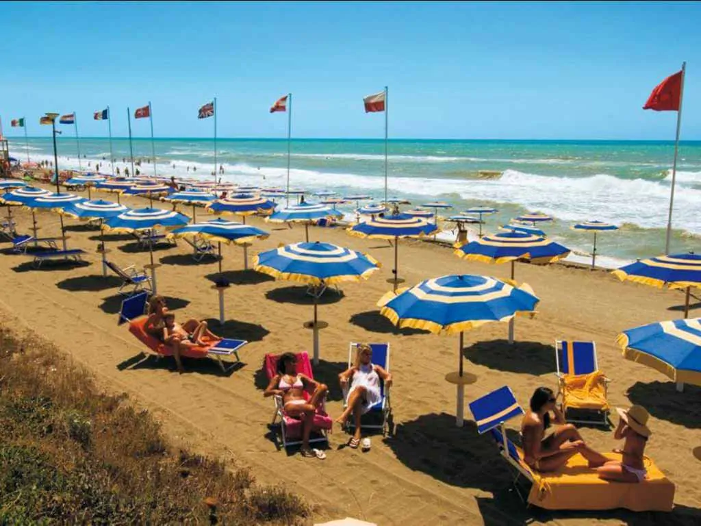 camping-baia-domizia-beach-4