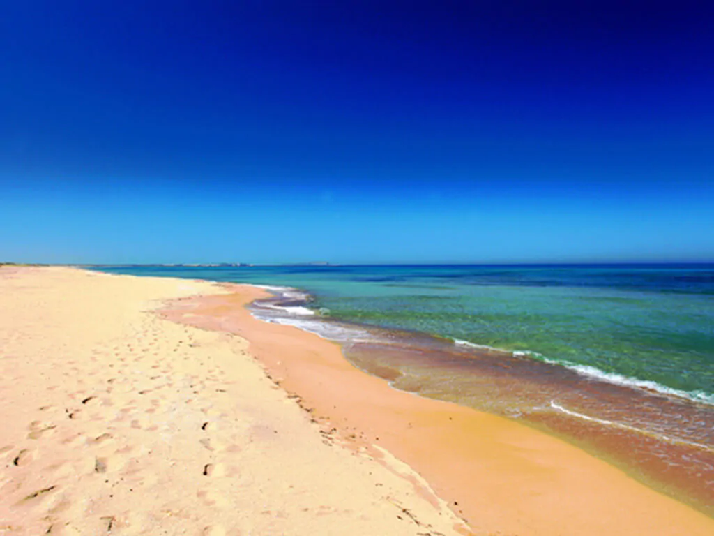 camping-bella-sardinia-sandy-beach