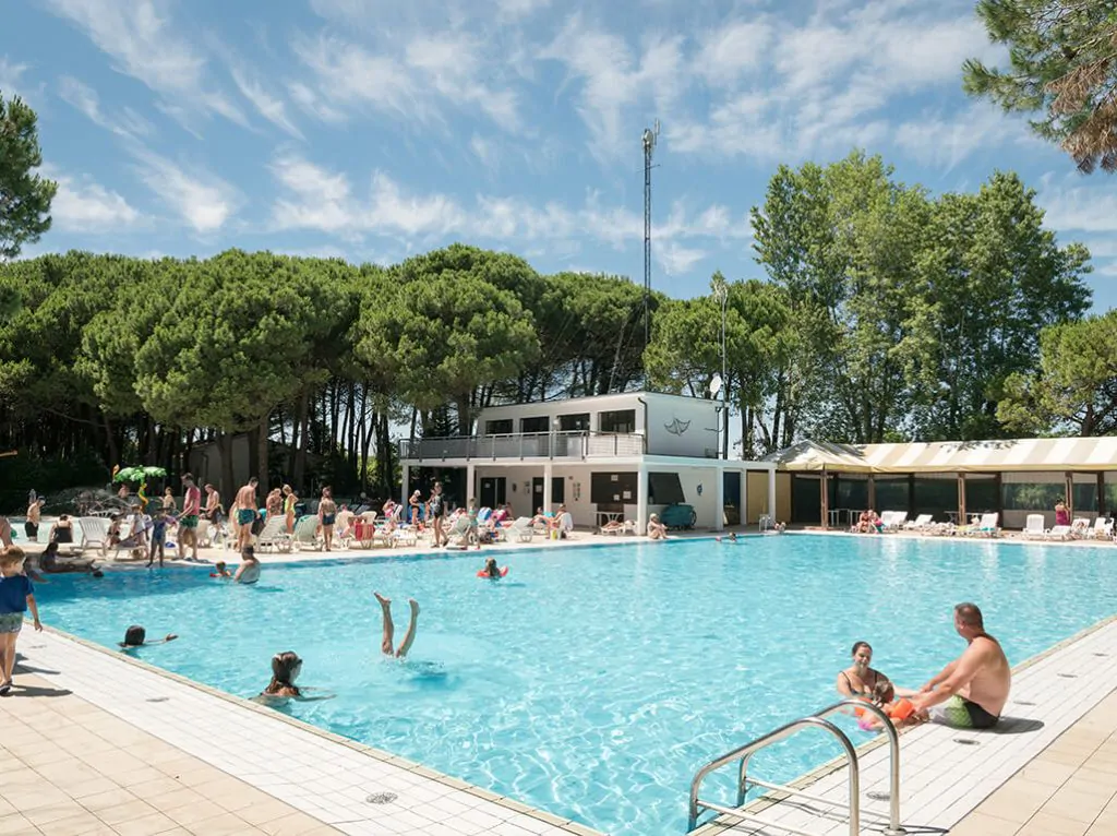 camping-ca-savio-pool-2