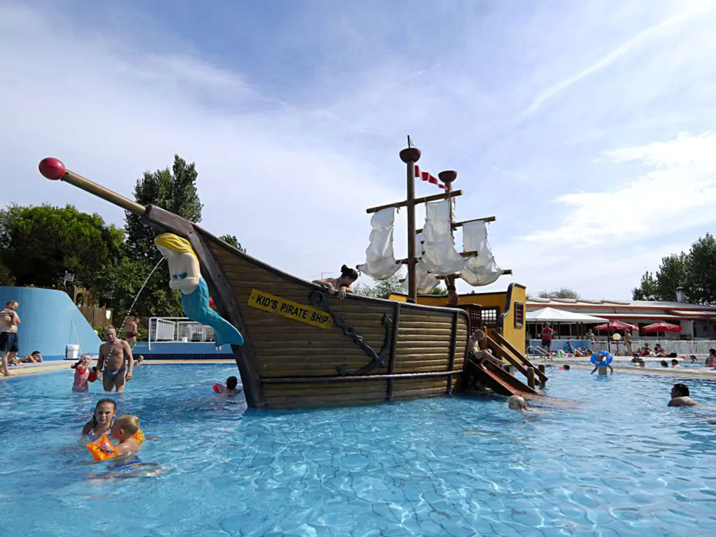 camping-ca-savio-ship