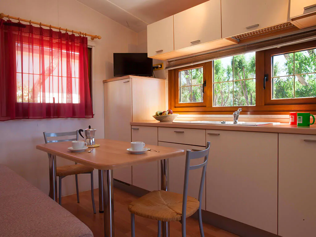 camping-capo-d-orso-mobile-home-baia-lux-interior