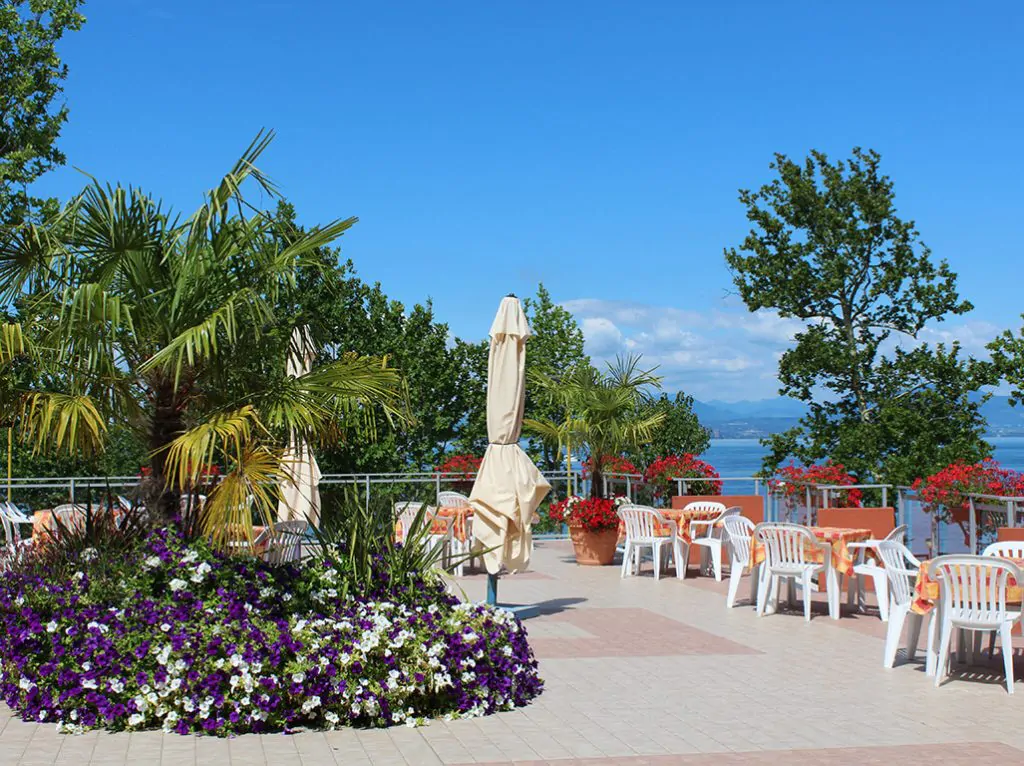 camping-cisano-san-vito-bar