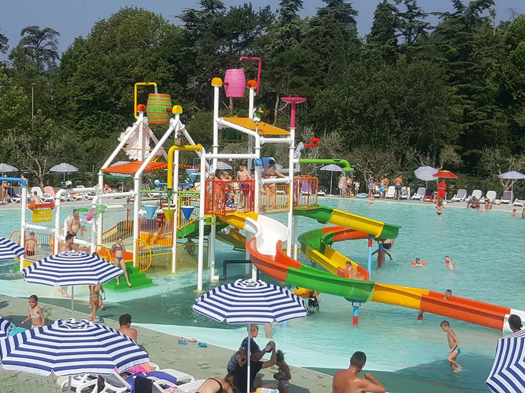 camping-cisano-san-vito-pool-4